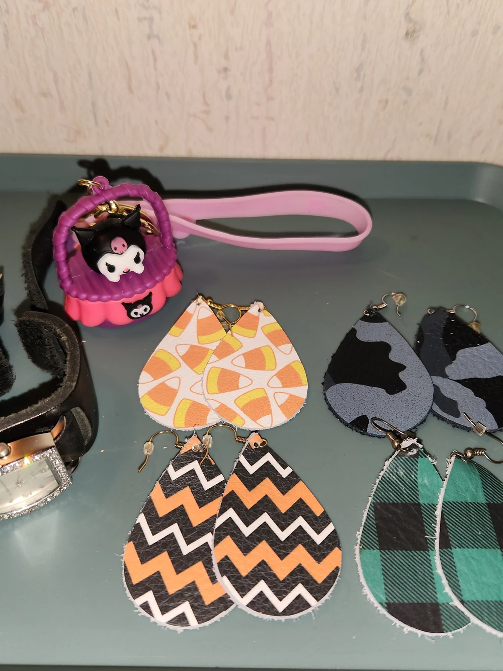Jewelry & keychain mixed Bundle